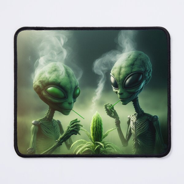 Item preview, Smoking alien designed and sold by Olivier Dean.