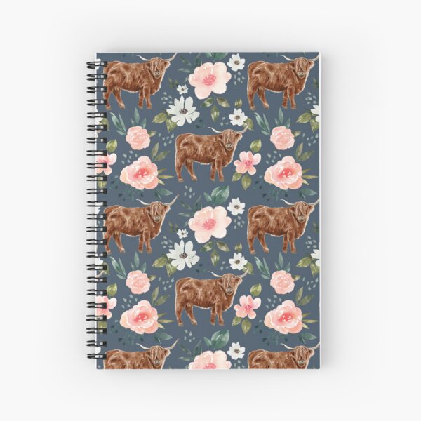 Vista previa del artículo con la obra «Highland Cow Floral en azul, colección Vintage Spring», diseñado y vendido por cateandrainn.