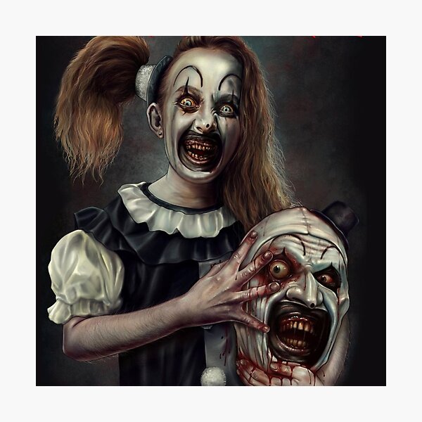 Terrifier 2- The Little Pale Girl Photographic Print