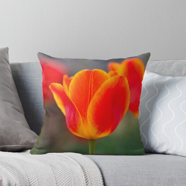 Aperçu de l'œuvre Tulipe lumineuse et heureuse créée et vendue par Karol Livote.