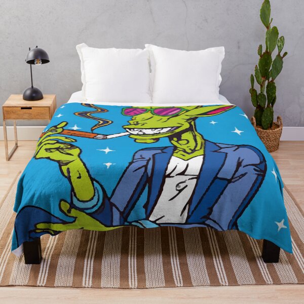 Item preview, Fumar extraterrestre verde designed and sold by faizaart.