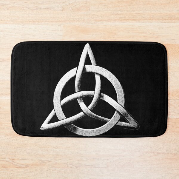 Item preview, Triqueta (yes, it comes in black) designed and sold by Dendros-Studio.