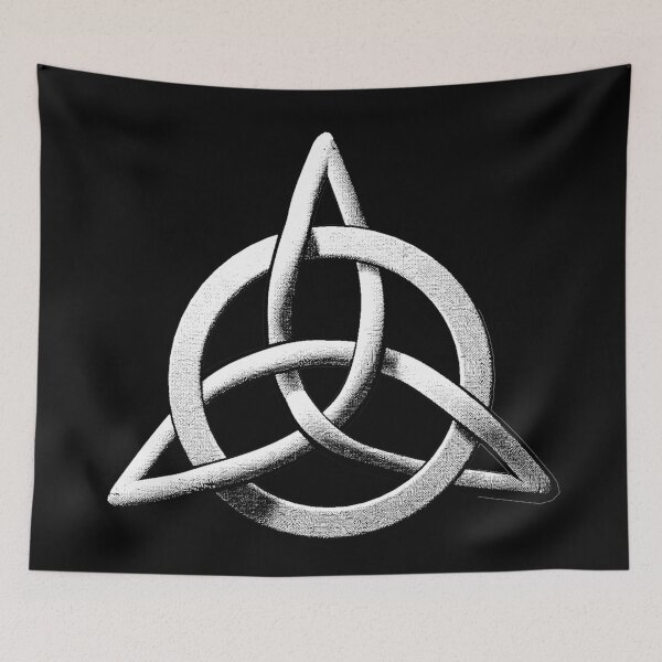 Item preview, Triqueta (yes, it comes in black) designed and sold by Dendros-Studio.