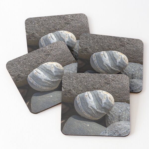 Item preview, pebble in the rocks designed and sold by ricobarinas.