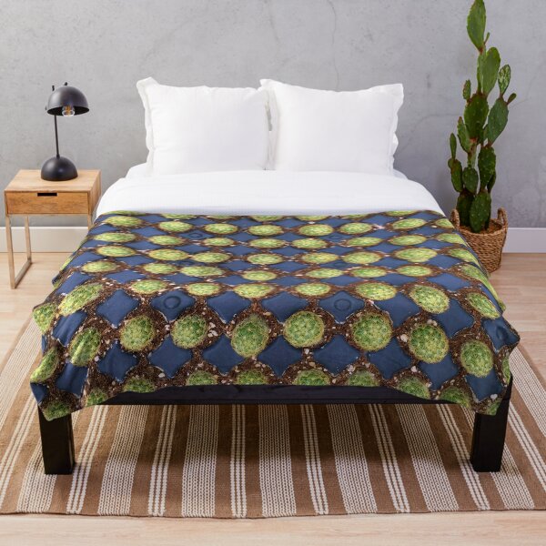 Aperçu de l'œuvre PTRN 037 - Point de vue des cactus créée et vendue par enchantedsofa.