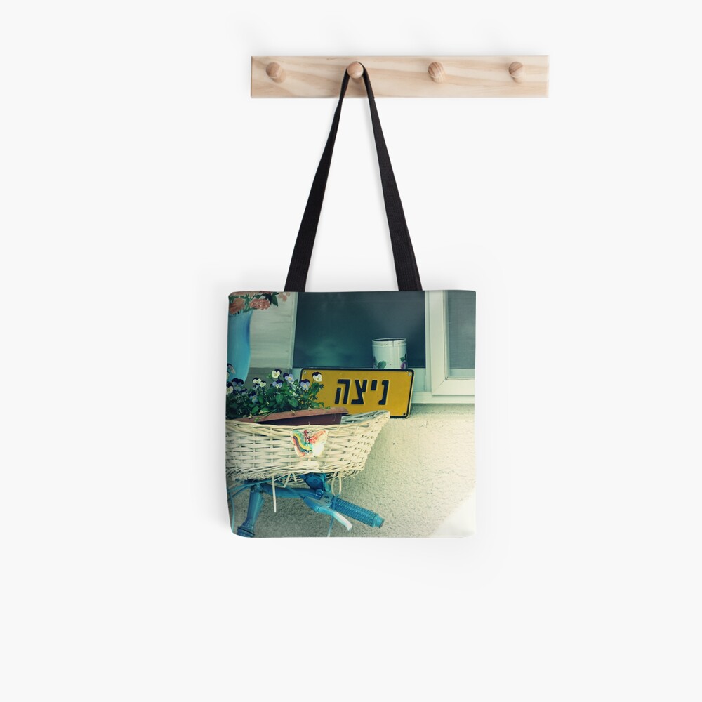 Nitza Tote Bag