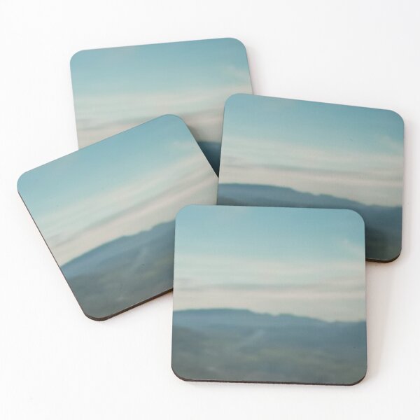 Artikelvorschau, Blue Hills Scenic View #2 Square Design Kattakitty Shop Schöne Himmelslandschaft entworfen und verkauft von kattakitty.