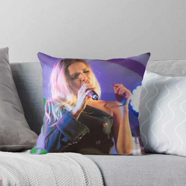 Item preview, Nadine Coyle from Girls Aloud performing @ Gunwharf Quays designed and sold by m45t1n.
