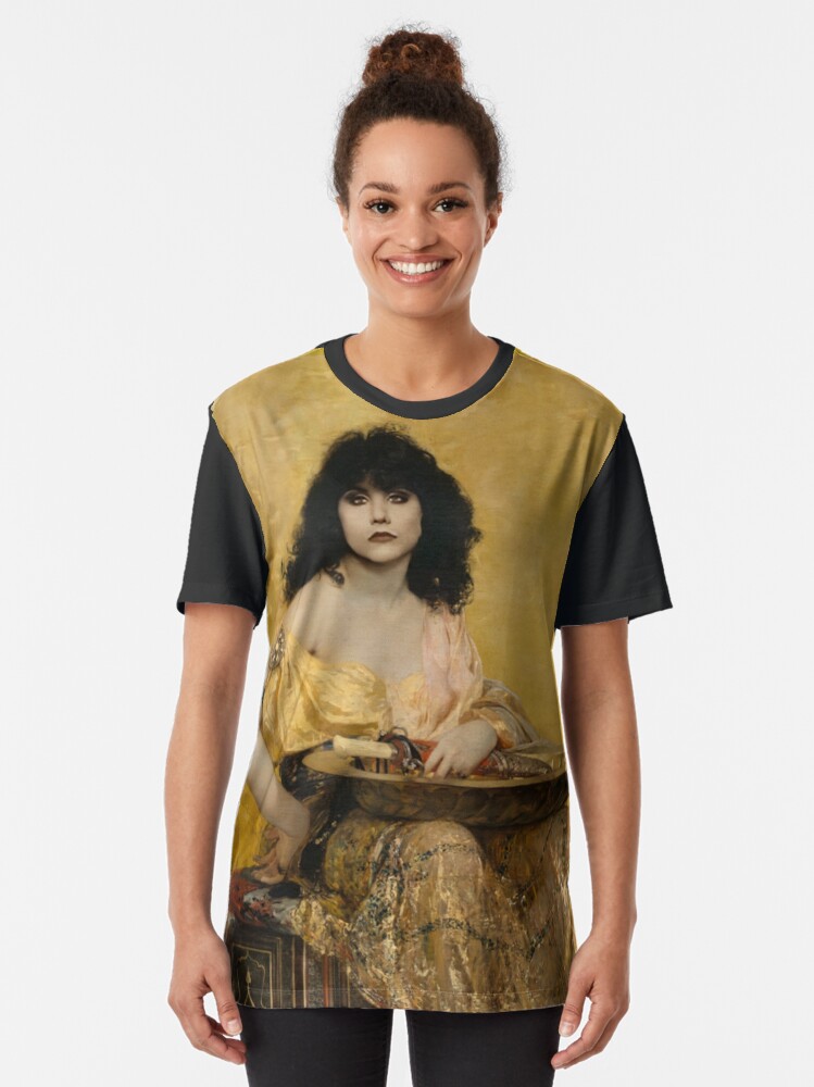 Aperçu 2 sur 5. T-shirt graphique avec l'œuvre WWDITS Nadja HD créée et vendue par sonshop99.