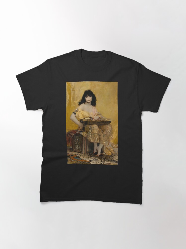 Aperçu 3 sur 7. T-shirt classique avec l'œuvre WWDITS Nadja HD créée et vendue par sonshop99.