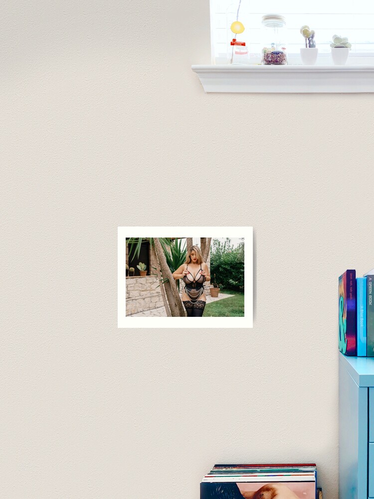 "Kitty Amore in Lingerie Sexy Big Boobs, Curvy BBW Lingerie Female Nude