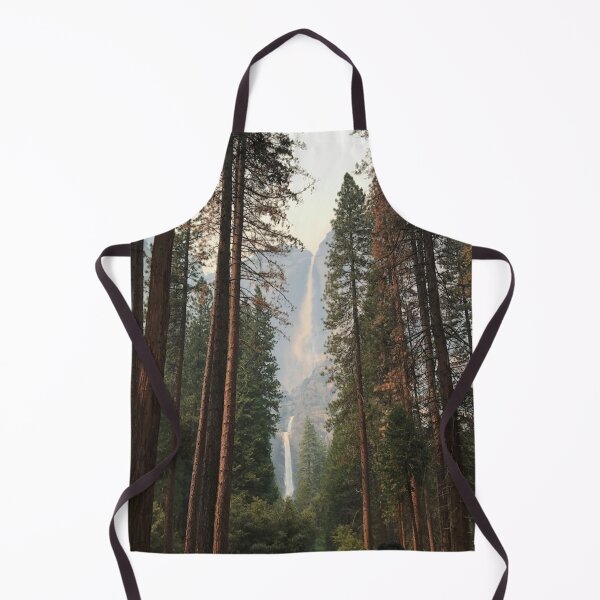 Artikelvorschau, Yosemite Falls entworfen und verkauft von emikat-art.