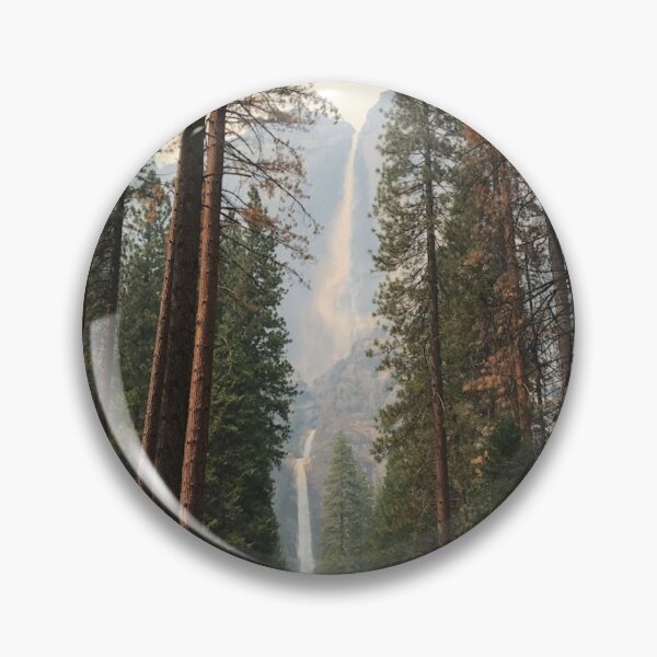 Artikelvorschau, Yosemite Falls entworfen und verkauft von emikat-art.