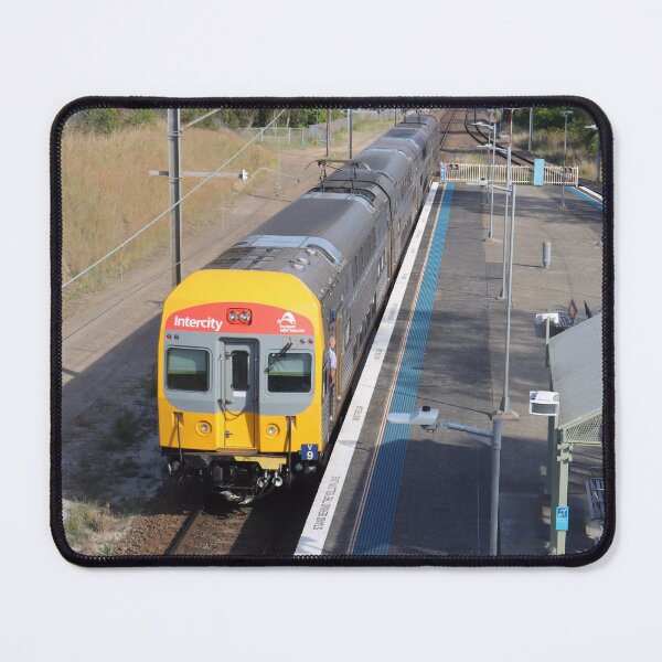 Item preview, NSW TrainLink Intercity V9 at Booragul designed and sold by Rail Town Productions.
