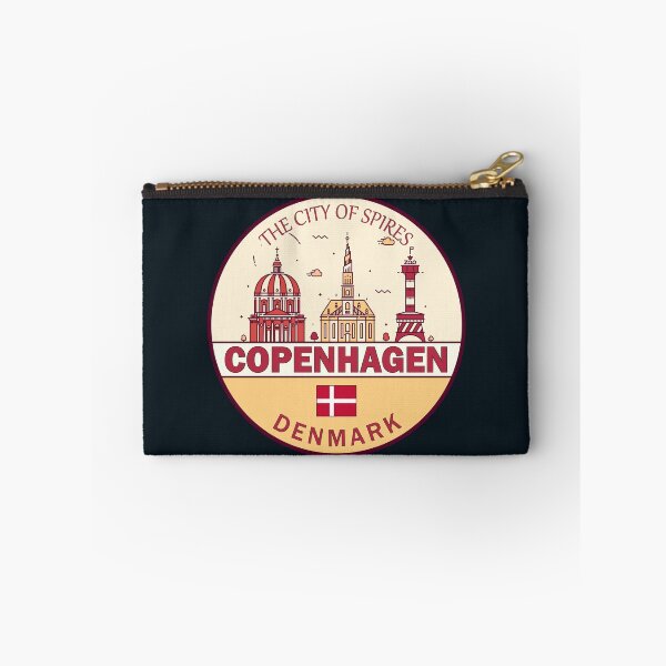 Aperçu de l'œuvre Copenhague Danemark City Skyline Emblème créée et vendue par KrisSidDesigns.