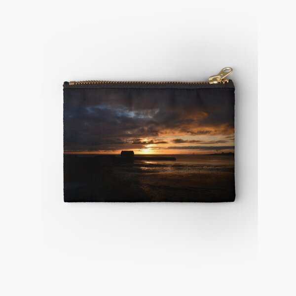 Artikelvorschau, Ship Inn Sonnenuntergang entworfen und verkauft von Doug Cook.