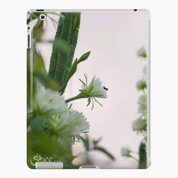 Princess of the Night - Abundance with Bees iPad Snap Case