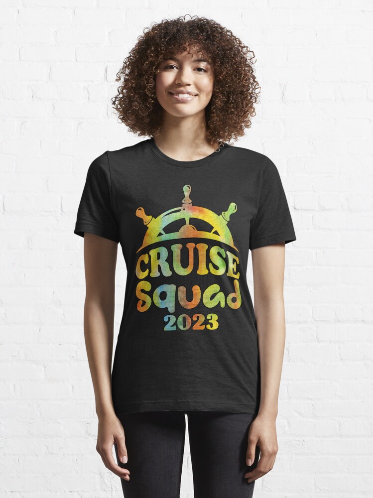 Disover Family Cruise Squad 2023 Essential T-Shirt