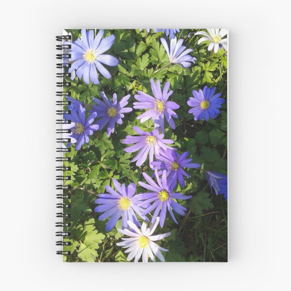 Aperçu de l'œuvre Fleurs sauvages créée et vendue par SandersSP-Merch.