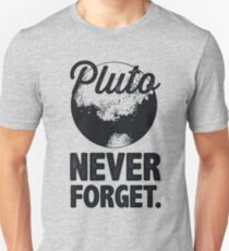 Pluto Never Forget Unisex T-Shirt