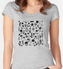 Floral garden Women's Fitted Scoop T-Shirt