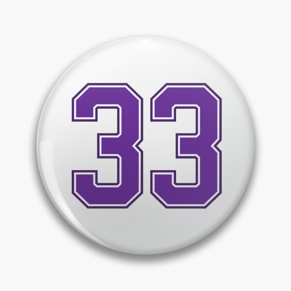 Aperçu de l'œuvre Maillot de sport porte-bonheur numéro 33 violet trente-trois créée et vendue par HeavyStyle.