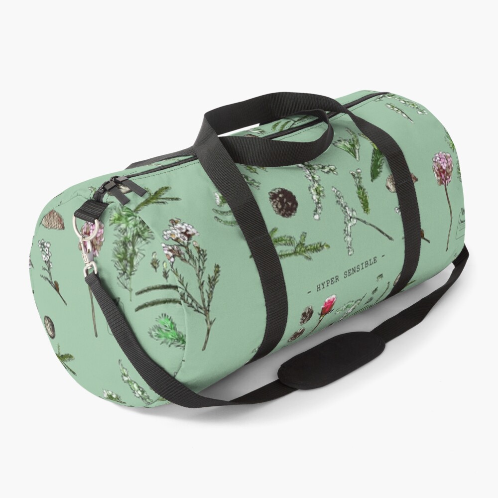 Aperçu de l'œuvre Sac de sport créée et vendue par IsaureEcartfixe.