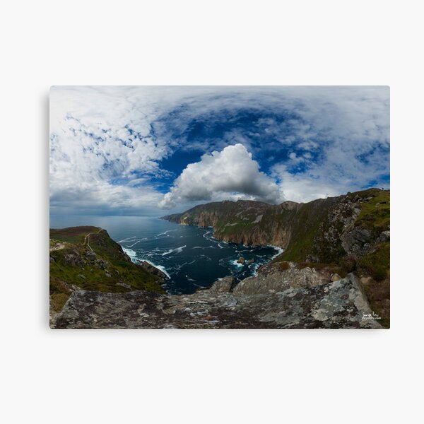 Bunglas - Highest Sea Cliffs in Europe? Canvas Print