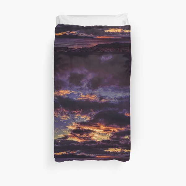 inky skies.... by Phil Darby Duvet Cover