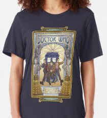 Alle Zeit und Raum Slim Fit T-Shirt