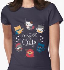 Dungeons und Katzen Tailliertes T-Shirt für Frauen
