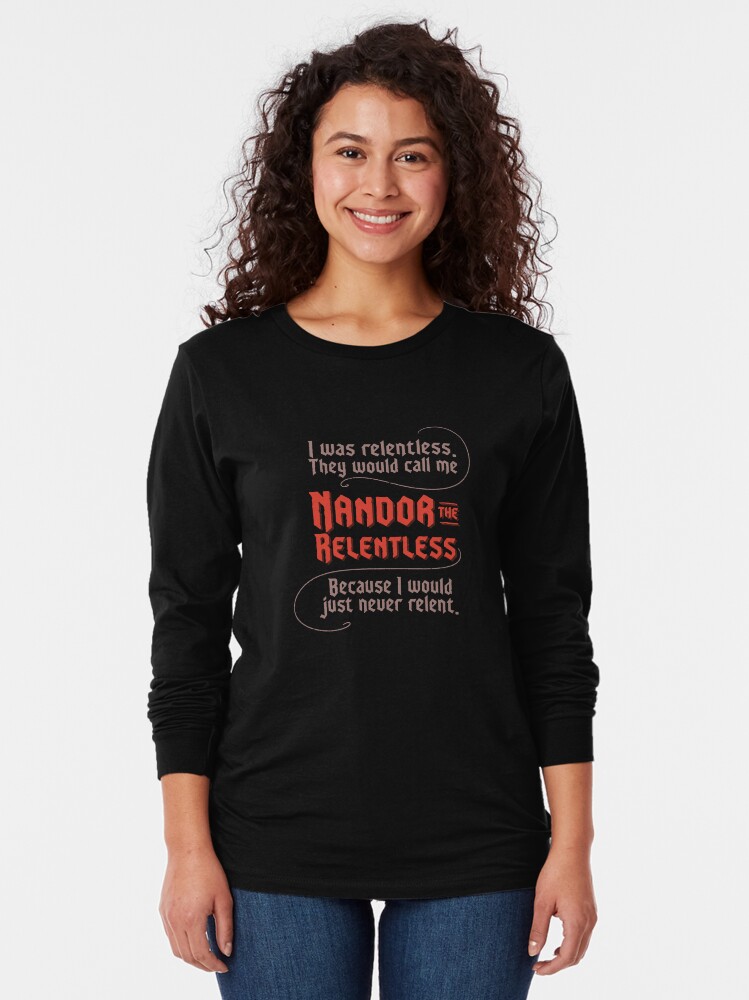 Aperçu 2 sur 5. T-shirt manches longues avec l'œuvre Citation de Nandor l'implacable créée et vendue par spookyhobbit.