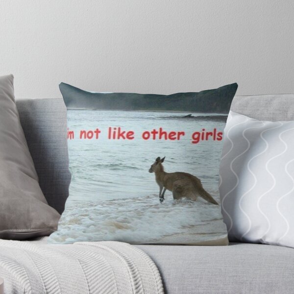 Item preview, Meme divertido "No soy como otras chicas" designed and sold by Ariilea.