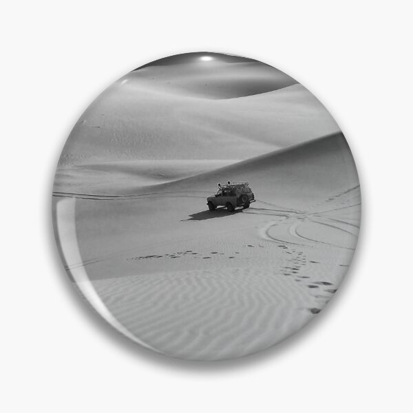 Artikelvorschau, Cruising In The Desert entworfen und verkauft von Walljar.