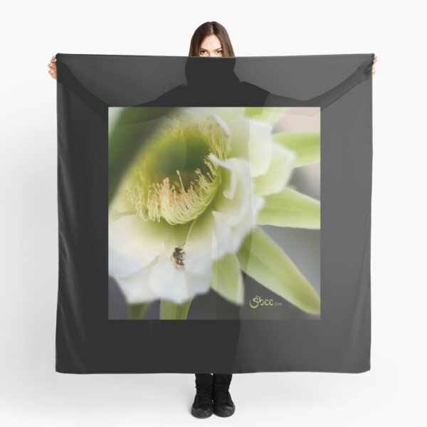 Princess of the Night - Bloom Close Up Scarf