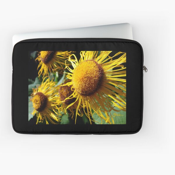 Sunflowers in Bloom - Shee Nature Photography Laptop Sleeve