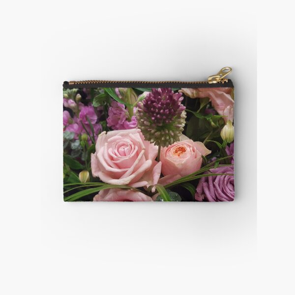 Artikelvorschau, Rosa Blumenstrauß entworfen und verkauft von OllieandQuinn.