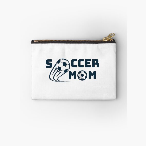 Aperçu de l'œuvre Soccer Mom Football Sports Game Cute Vintage Women Gift for Mom Plus Size créée et vendue par Winterlock.