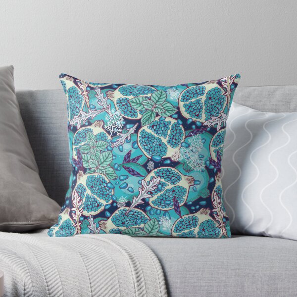 Frozen wonderland Throw Pillow
