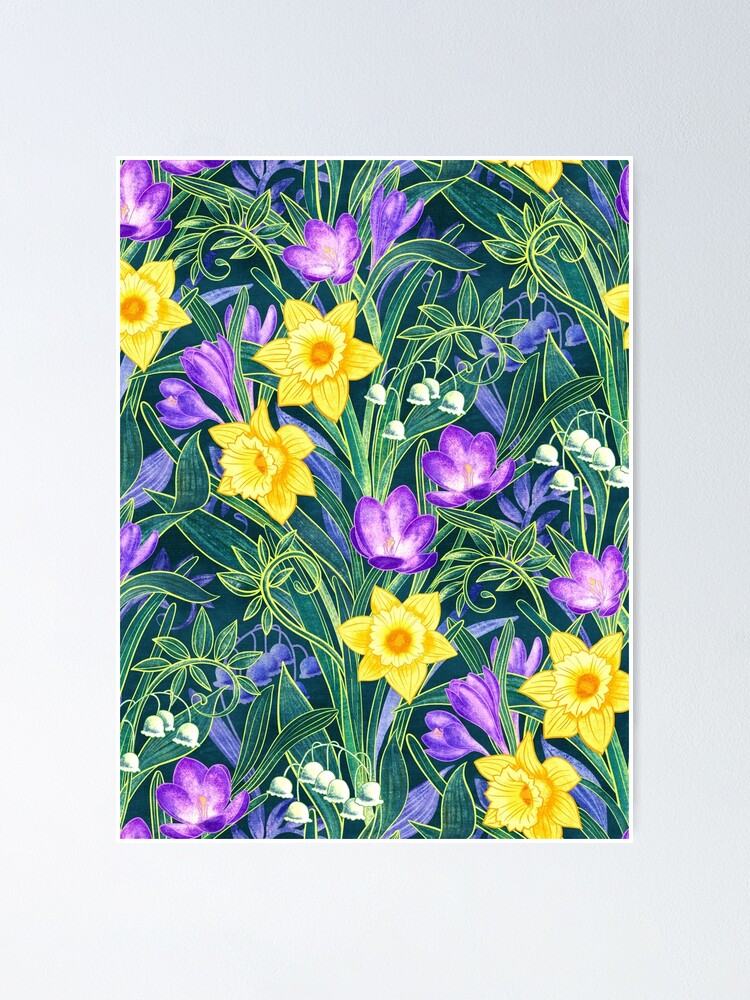 Daffodil / Spring Flower / Poster Print Style Design T-Shirt Daffodil / Spring Flower / Poster Print Style Design T-Shirt