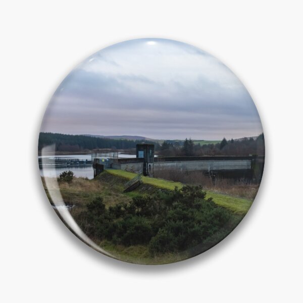 Artikelvorschau, Deugh Dam and Kendoon Loch at sunset in winter near Carsphairn, Dumfries and Galloway, Scotland entworfen und verkauft von SnapTPhotograph.