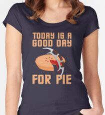 Klingon Pie Women's Fitted Scoop T-Shirt