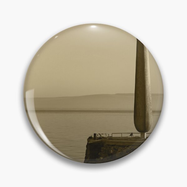 Artikelvorschau, Fid Monument Moville Donegal Tint entworfen und verkauft von eddiebarronshop.