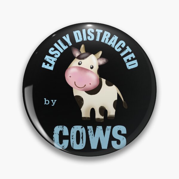 Artikelvorschau, Easily Distracted by Cows entworfen und verkauft von Zurickdesigns.