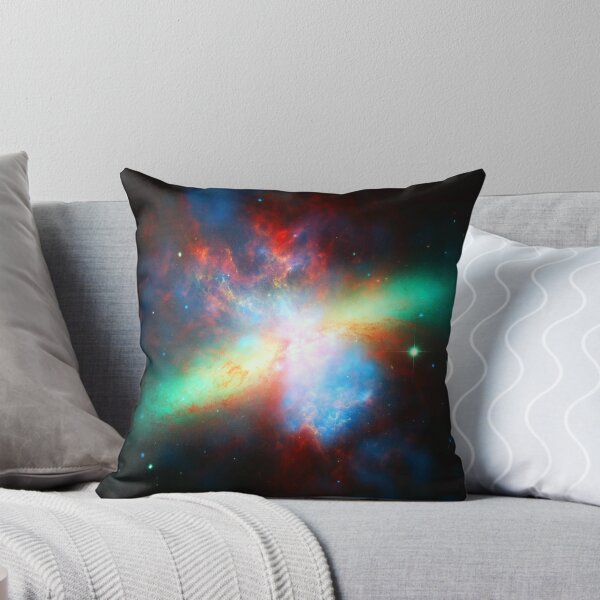 Aperçu de l'œuvre M82 Galaxy par TVH créée et vendue par HeadRubble.