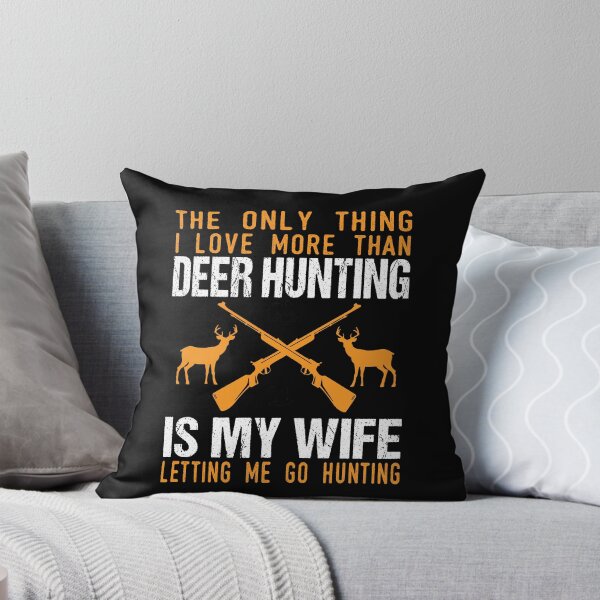 Artikelvorschau, DAS EINZIGE, WAS ICH MEHR LIEBE ALS DIE HIRSCHJAGD, IST MEINE FRAU, DIE MICH JAGD GEHEN LÄSST entworfen und verkauft von ibra2712.