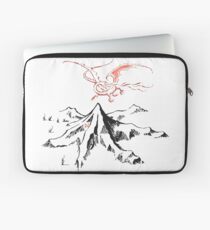 Roter Drache über einer einzelnen einsamen Spitze - Fan Art Laptoptasche