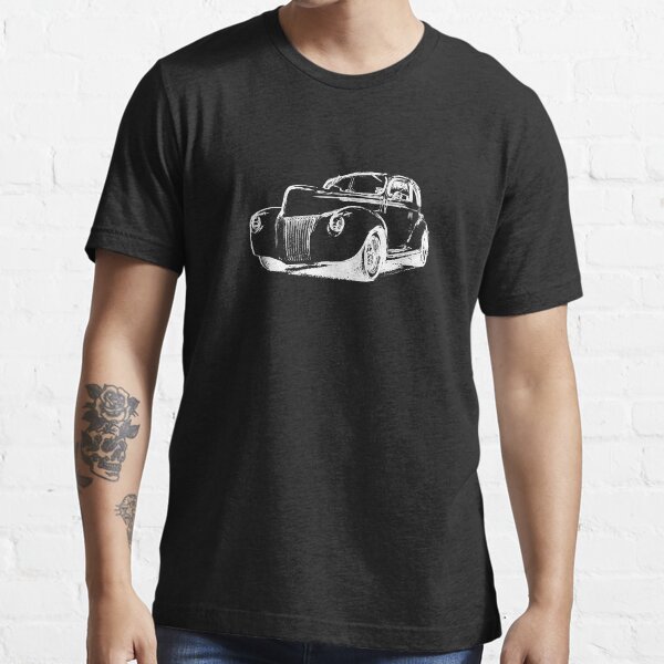 1939 Ford Deluxe Coupe Essential T-Shirt