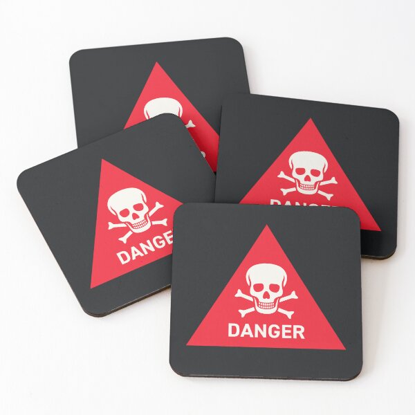 Aperçu de l'œuvre Danger Safety Warning Sign Triangle With Text Solid Red créée et vendue par VoodooCircus.