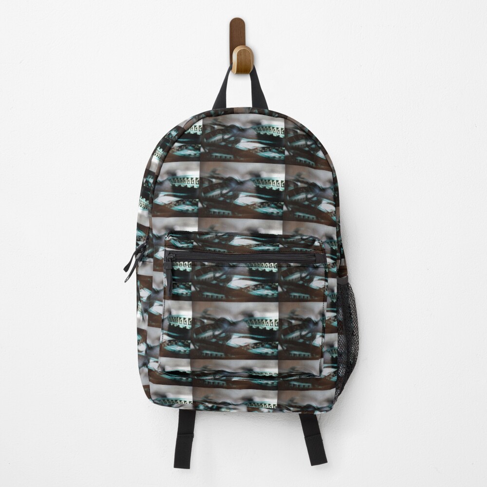 Vista previa del artículo con la obra «Mochila», diseñado y vendido por WapiNami.